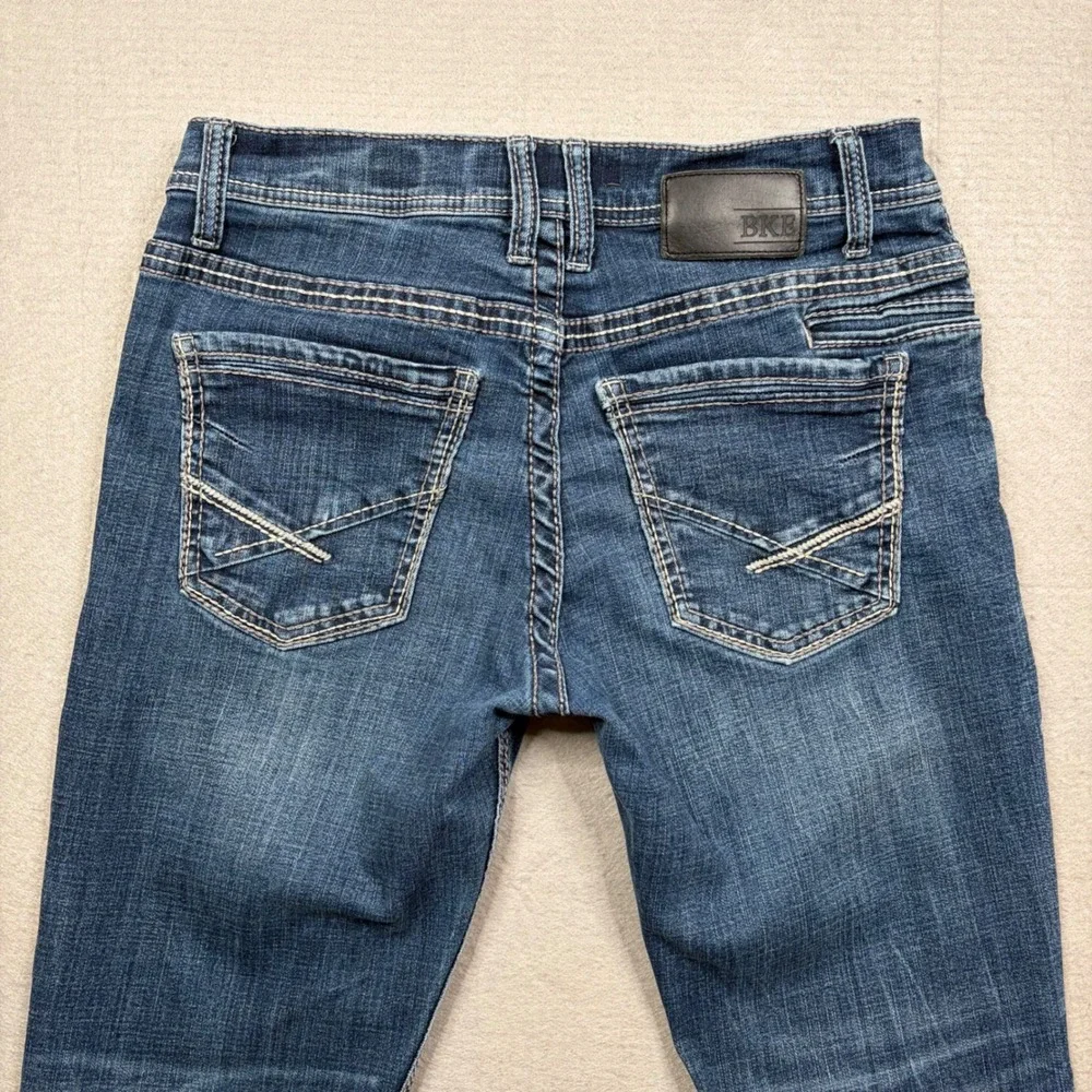 BKE Aiden Straight Leg Mens Jeans 33R Medium Wash Contrast‎ Stitch Denim